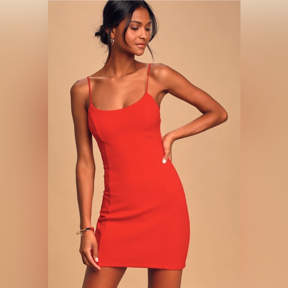 NEW WITH TAGS - Lulus Stay Out Later Red Backless Bodycon Mini Dress